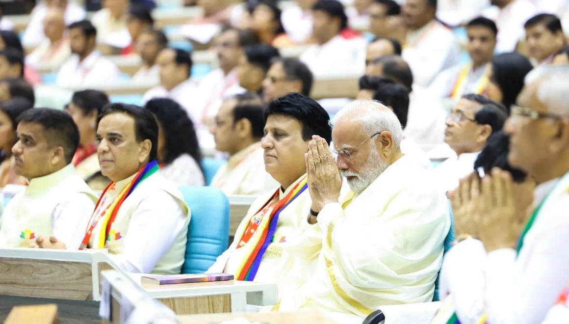 PM Modi Inaugurates Navkar Mahamantra Divas to Promote Jain Ethics Globally