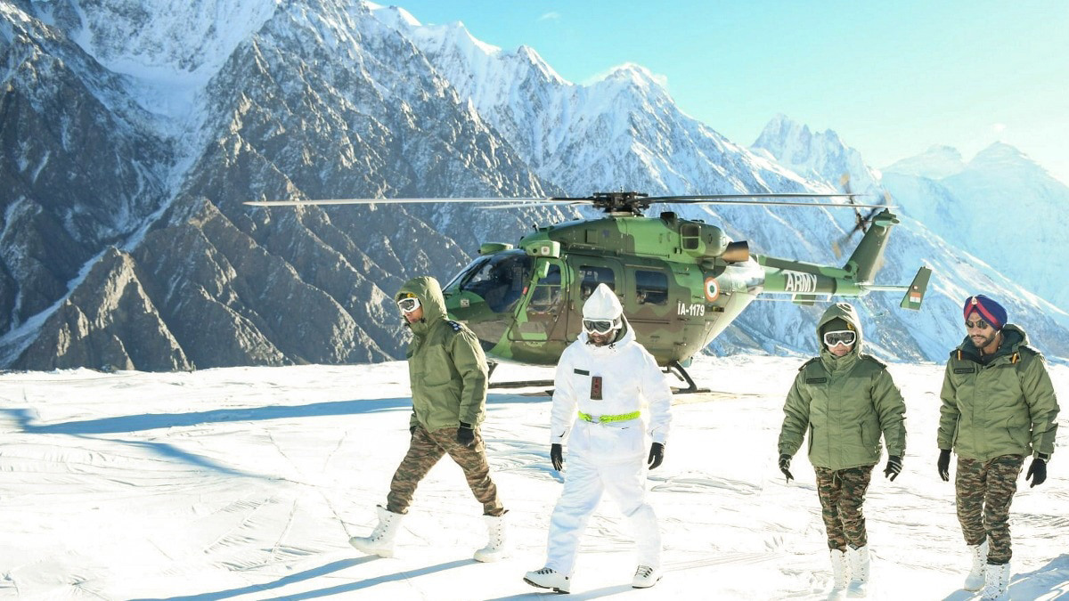 Indian Army Installs Optical Fibre in Siachen